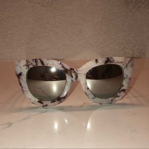 Quay marble sunglasses